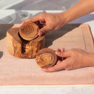 Sous-verres en bois d'olivier de style classique de haute qualité 6 pièces avec support par Blooming Bud Overseas par Crescent Crafts - Product Image 1