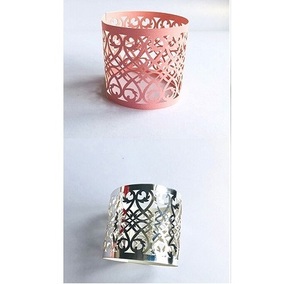 Rond de serviette en laiton massif couleur or de meilleure qualité Design tendance Taille personnalisée Rond de serviette de table de mariage - Product Image 1