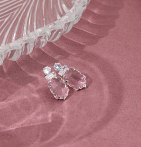 Pendientes colgantes, ropa de fiesta, pendientes de plata Colorstone y moda, pendientes glamorosos y de diseñador, regalo de pendientes de moda para mujer - Product Image 1