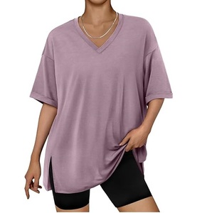 Camiseta de gran tamaño de algodón OEM diseño de moda informal para mujer con logotipo impreso o bordado - Product Image 3