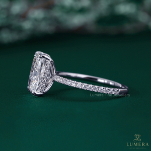 Anillo de Compromiso de Lujo en Oro Blanco de 18K con Diamante Cultivado en Laboratorio de Corte Cojín, Banda Pavé con Halo Oculto, Anillo de Boda para Mujer - Product Image 5