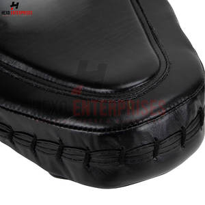 Almohadillas de enfoque ganadoras de entrenamiento profesional, guantes de enfoque de boxeo de cuero hechos a medida, almohadillas de enfoque de perforación con logotipo de servicio Oem - Product Image 6