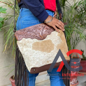 Nuevo superventas cuero mecanizado a mano mujeres occidentales bandolera monedero pelo en piel de vaca flecos bolso de cuero genuino monedero al por mayor - Product Image 1