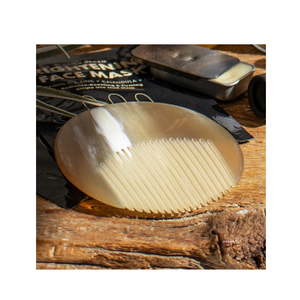 Peine de cuerno natural personalizado para peinar el cabello hecho de cuerno de búfalo real de piezas de diseño de forma redonda - Product Image 1