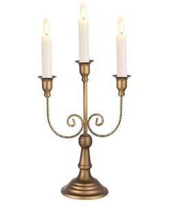 Chandelier en métal argenté de qualité supérieure bougeoir bougeoir disponible pour la table à manger de mariage - Product Image 2