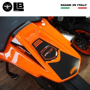 Adesivi e Logo 3D in Resina Gel Impermeabili per Coda Moto KTM 890 Duke GP 2022-2023 Compatibili con il Modello 2023 - Product Image 3