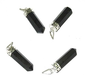 Colgante de piedra pulida de turmalina negra de alta calidad para protección de energía negativa disponible a precio mayorista - Product Image 1