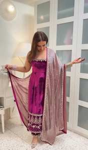 Ensemble vintage Top-Pent avec dupatta droit en velours de viscose lourd, broderie de sequins, longueur genou, col rond, pour l'hiver, taille naturelle - Product Image 3