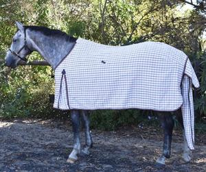 Juego de Mantas Antimoscas para Caballos con Estampado de Abeja de Alta Calidad - Manta Antimoscas Transpirable de Malla Suave con Cuello Desmontable, Protección Completa para el Cuerpo en Verano - Product Image 1