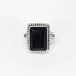 Bague en onyx noir en forme de coussin, argent sterling 925 massif, fabrication artisanale, bijou unique en pierre précieuse pour femmes, prix de gros - Product Image 1