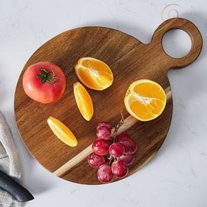 Planche à découper en bois de qualité supérieure pour la cuisine |   Planche à découper durable pour légumes, viande et fruits pour la maison - Product Image 3