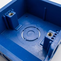 Boîtier de câblage universel Chint pour interrupteur et prise encastrés, type 86, haute résistance, avec 3 options de couleur, fabriqué en Chine