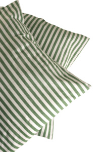 Taies d'oreiller et de coussin carrées américaines tissées à rayures teintes en fil recyclé Ensemble de 2 - Product Image 4