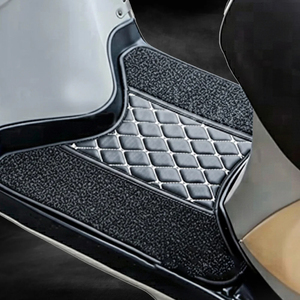 Tapis de selle de vélo matelassé de qualité supérieure 2 Wheeler QUILTING MAT - Product Image 1