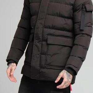 Venta al por mayor Precio barato Chaquetas de hombre Abrigo de invierno Estampado con capucha Estilo punk Negro Cremallera completa Algodón acolchado - Product Image 4