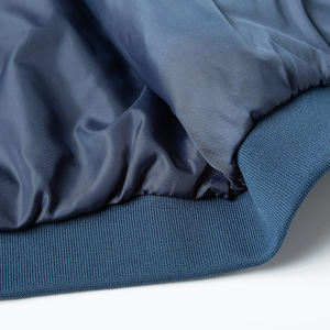 เสื้อแจ็กเก็ตบอมเบอร์สำหรับผู้ชายเสื้อแจ็กเก็ตบอมเบอร์กันลมสำหรับฤดูหนาวออกแบบโลโก้ได้ตามต้องการ - Product Image 3