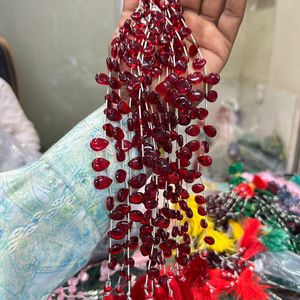 Piedras preciosas sueltas de Monalisa, cuentas en forma de lágrima en fibra óptica verde con piedras preciosas de corte ovalado natural - Product Image 1