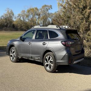 EXCELENTE ESTADO Subaru Outback Limited 2022 - Product Image 2