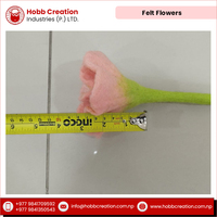Fleurs en feutre de laine colorées faites à la main, personnalisables, de qualité supérieure, pour décoration murale DIY, remise de diplôme, fête des mères, Noël, Halloween