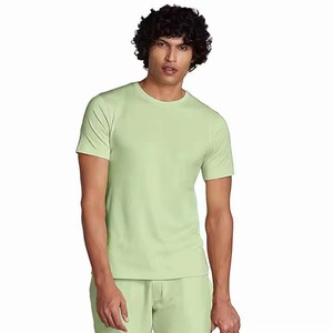 Nuevas llegadas Verano Hombres Casual Camiseta de algodón Conjunto corto Transpirable High Street Shorts Diseño propio personalizado Conjunto de camiseta de dos piezas - Product Image 1