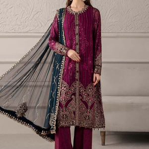 Lehenga Choli Anarkali ethnique indien traditionnel en acrylique avec broderie en mousseline et embellissements élégants pour femmes - Product Image 1