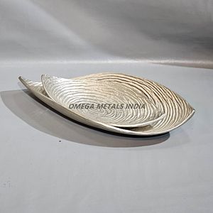 Plateau de service rose joyeux avec motifs de cadeaux lumineux idéal pour afficher des friandises et améliorer l'atmosphère festive - Product Image 5