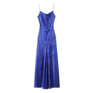 Verano nuevo producto mujer temperamento Sexy espalda descubierta sin mangas seda satén textura largo estampado Slim Fit vestido - Product Image 2