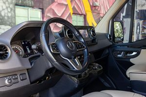 Mercedes-Benz Sprinter 3500 2019 Usada en Buen Estado, Diseño Ejecutivo de Midwest Automotive, Sin Reserva, Motor Turbodiésel V6, Techo Alto - Product Image 4