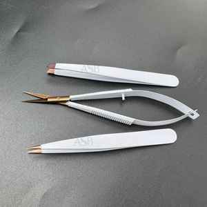 Pince à épiler à sourcils avec logo personnalisé blanc or rose Pince à épiler à sourcils à bouts pointus inclinés avec ciseaux à ressort pointus - Product Image 1