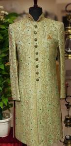 DAZZLING 2024 Novio Sherwani Pantalón Hermoso Bordado Impresionante Adornado Cuentas de cristal Dabka Trabajo Tallas grandes Característica - Product Image 2