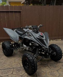 Cuatrimoto Utilitaria Automática de 50cc al Mejor <span class=keywords><strong>Precio</strong></span>, para Trabajo Agrícola y Conducción Todoterreno, con Diseño de Chasis Resistente y Neumáticos de Larga Duración - Product Image 2