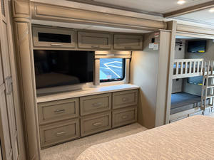 Autocaravana Comfort 2021 2022 Usada Newmarr Super C Superstar Europa en Venta en Todo el Mundo - Product Image 5