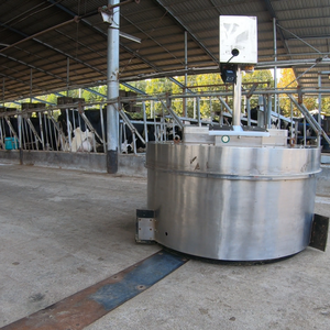 Pousseur d'aliments robotisé Nouvelle machine intelligente de gestion agricole avec batterie au lithium Mélangeur 220v - Product Image 3