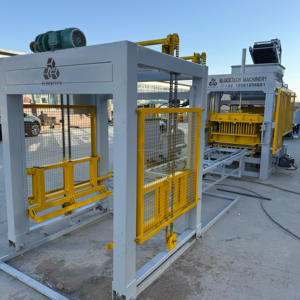 Machine automatique de fabrication de <span class=keywords><strong>blocs</strong></span>, ligne de production de <span class=keywords><strong>blocs</strong></span> en béton à grande capacité - Product Image 3