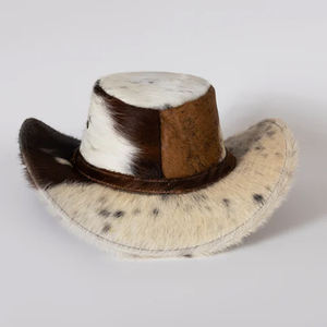 Chapeaux en cuir de vachette tendance, dernier design, prix bas, en vente, matériau de qualité supérieure avec logo personnalisé, différentes tailles. - Product Image 3