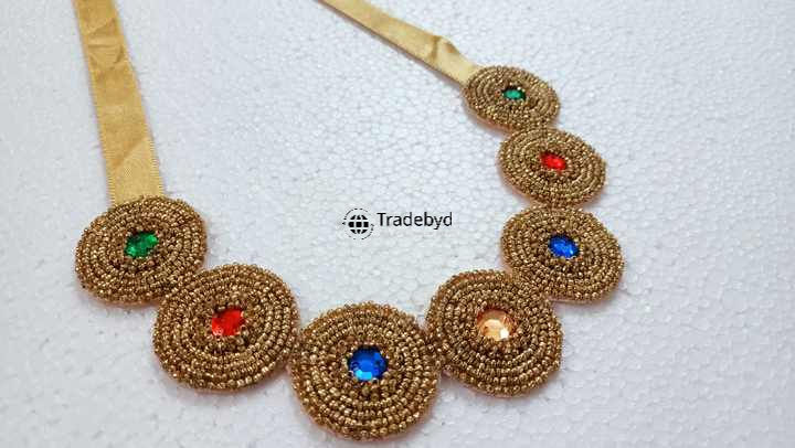 Available in different colore