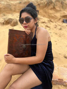 Nouveau véritable main usiné Extra Large en cuir gaufré fermoir moyen serrure Journal Boho traditionnel Vintage cuir voyage Long Journal - Product Image 2