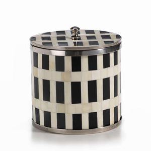 Boîte Kumkum en laiton incrusté de nacre à la mode en mosaïque et forme ronde pour garder la boîte Sindoor de la femme - Product Image 4