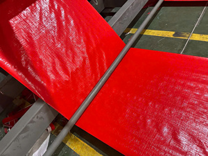 Bâche en PE haute résistance, poids moyen, couleur et taille personnalisées. Résistant au vent et à l'eau, grande capacité pour l'extérieur - Product Image 5