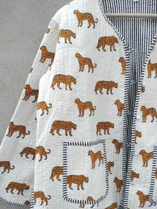 แจ็กเก็ตผ้าฝ้ายบุสองชั้นสไตล์โบฮีเมียนทำด้วยมือสำหรับผู้หญิงเสื้อนอกลำลองฤดูหนาวพิมพ์ลายสีขาวมีกระดุมทอของขวัญวันหยุด - Product Image 3