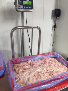 High-quality Italian Cured PORK CHEEK LARD for Importers, <b>Long</b>-aged Product Flavoured with Green Peppercorn - Product Image 2