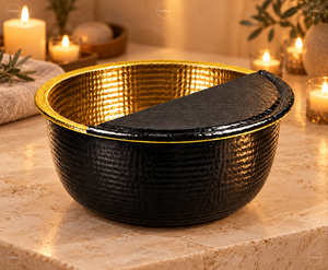 Tazón Redondo Negro para Pedicura con Interior Dorado y Tapa - Product Image 6