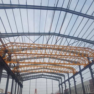 رافعة علوية متحركة بسقف مائل مع محرك، سعة 1-20 طن، ارتفاع رفع 6-30 متر، قابلة للتخصيص للاستخدام في ورش العمل، تصنيع حسب الطلب - Product Image 2