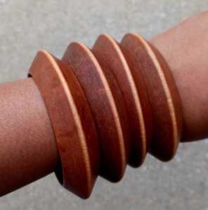 Brazaletes de pulsera de madera sin terminar ecológicos de madera de pino natural a bajo precio en la India - Product Image 1