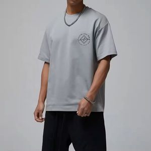 เสื้อยืดรัดรูปคุณภาพสูงสำหรับผู้ชายเสื้อยืดโอเวอร์ไซส์ลำลองทรงหลวมขนาดพลัสไซส์ออกแบบได้เองสำหรับผู้ชาย - Product Image 1