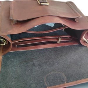 Sac d'ordinateur portable unisexe à bandoulière fait à la main véritable Style Vintage en cuir Duffle voyage bagages de nuit pour le travail ou le Sport - Product Image 4