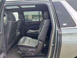 2024 C A D I L A C Eskalade E.S.V Premium Luxury 4WD Asientos automáticos de cuero Título limpio Sin accidentes Bajo kilometraje - Product Image 5