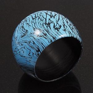 Pulsera de Madera Hipoalergénica Hecha a Mano, Apilable, Elegante y Distintiva, Estilo Bohemio, Decorada con Latón - Product Image 6