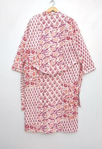 Patchwork diseño acabado rayas algodón Kantha chaqueta acolchada Unisex hecho a mano cosido a mano ropa de dormir ecológica - Product Image 5