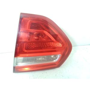 ไฟหยุดด้านหลังขวาในตัวประตู CITROEN C4 Picasso Mk1 9653547677 (06>13) - Product Image 5